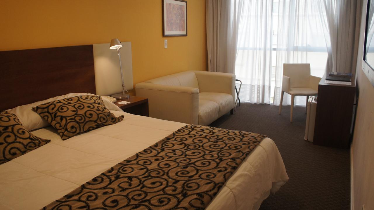 Palm Beach Plaza Hotel Montevideo Zewnętrze zdjęcie